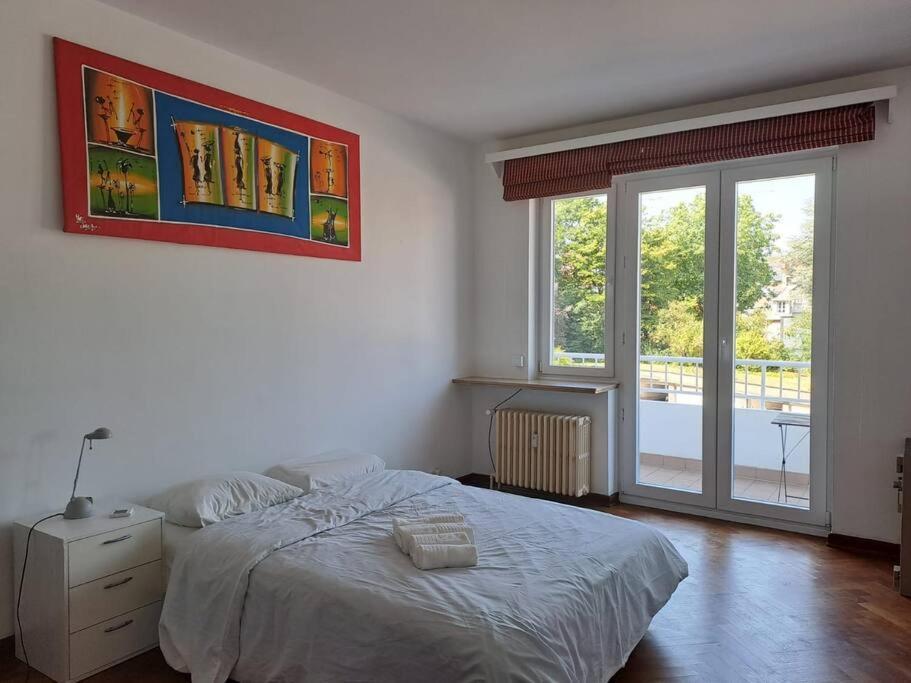 Spacious Apartment Next To Parc Du Cinquantenaire Bruselas Exterior foto